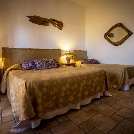 Al Belvedere Salina 4* Leni
